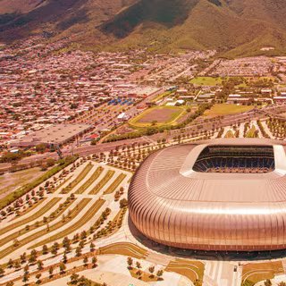 Cris, stress, palpitations : ce qu’un match de foot déclenche vraiment dans votre corps 2 Le stade BBVA, à Monterrey au Mexique, accueillera 4 matchs de la Coupe du monde de football alors que la température de l'air dépassera certainement les 35 °C. © photoluis1, Adobe Stock